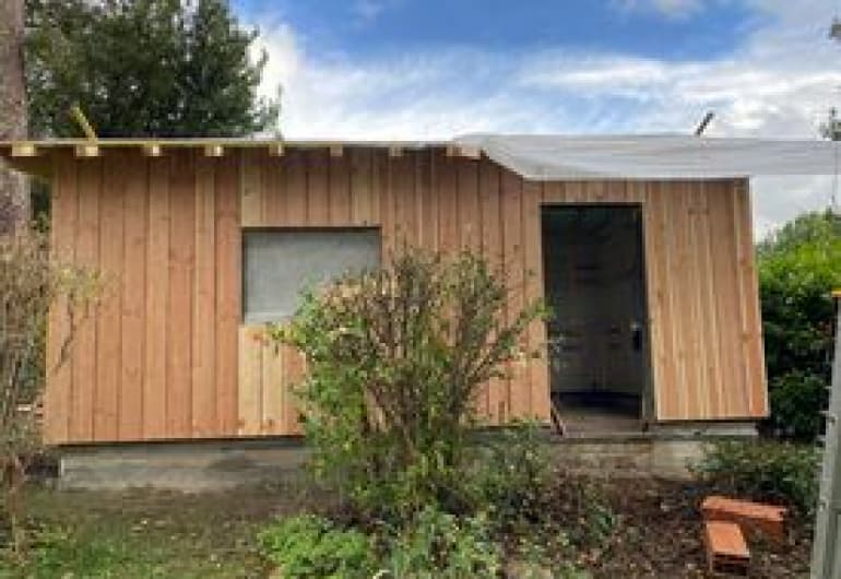 Charpente et murs bois d'une extension résidentielle